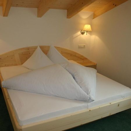 Hotel Theiner Curon Venosta Esterno foto