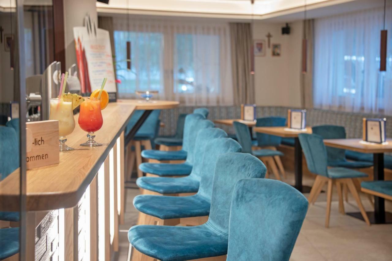 Hotel Theiner Curon Venosta Esterno foto